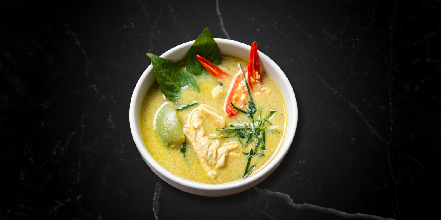 Thai Green Curry with Chicken (Authentic Hot Blend)